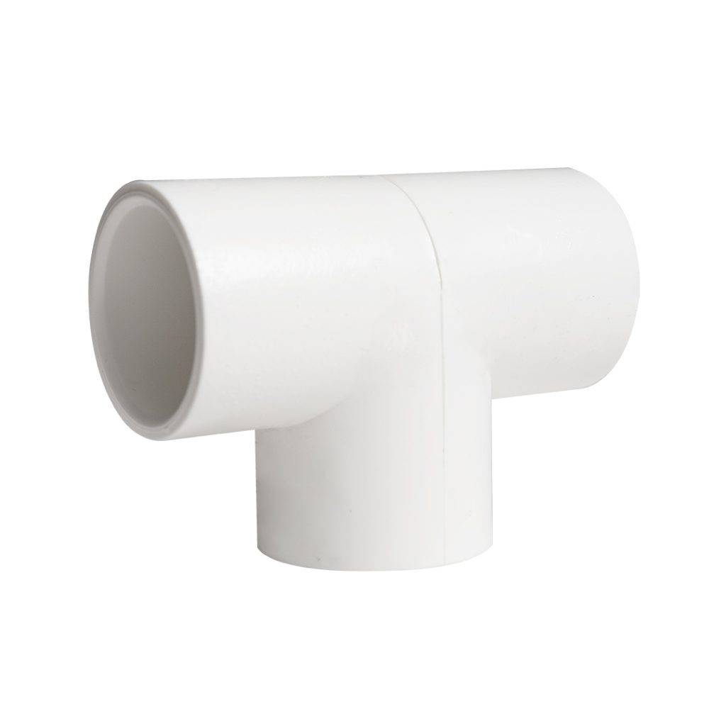 Tee pvc lisa de 1 pulgada