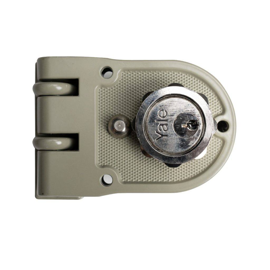 Chapa marca Yale pin derecha